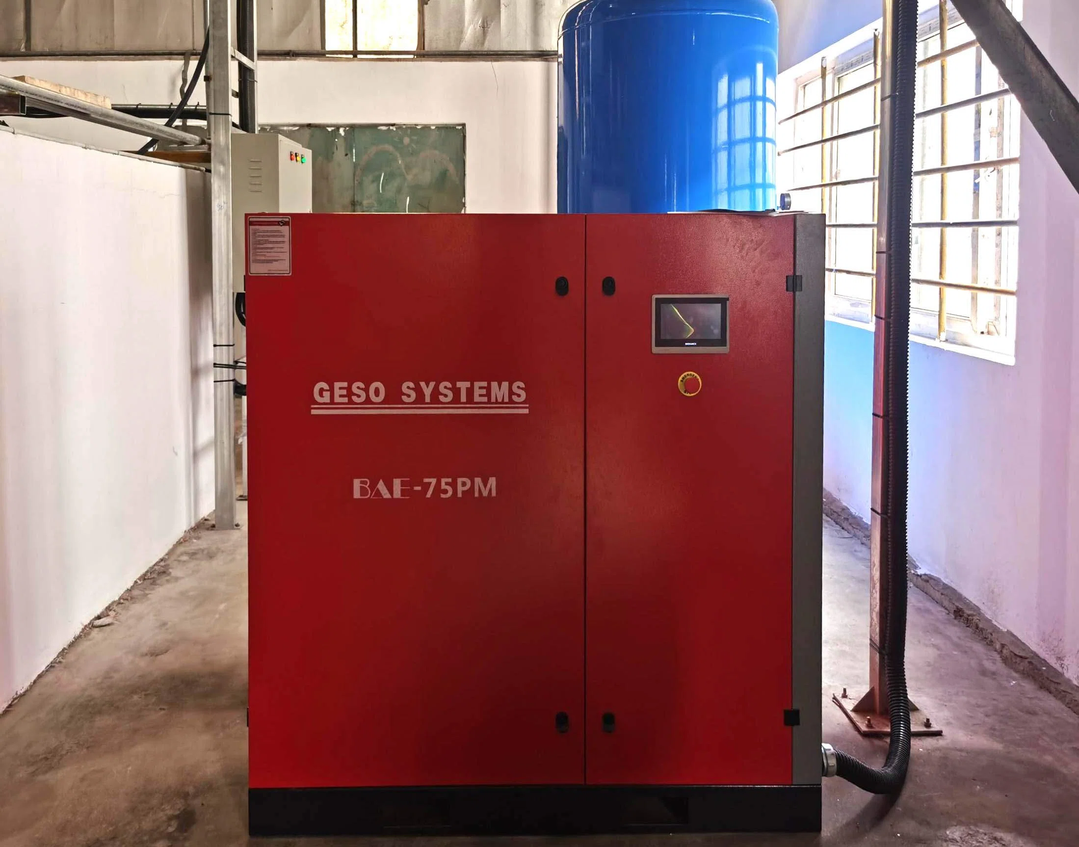 75 kW schroefcompressoroplossing voor de productie van chemicaliën en coatings